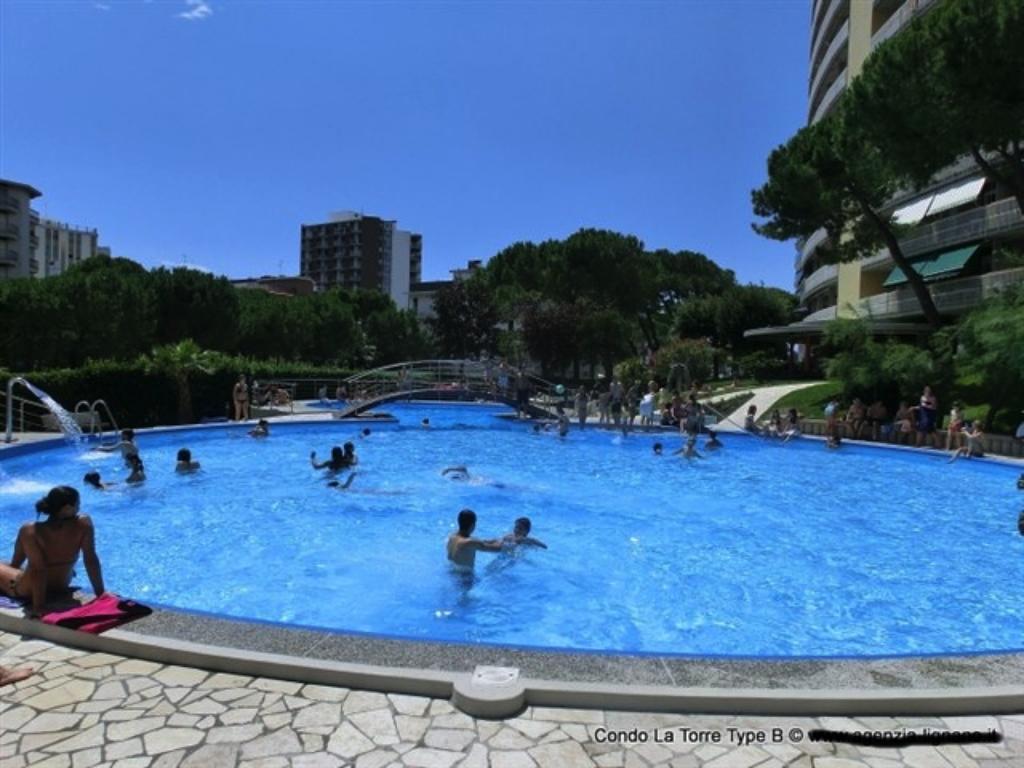 Апартаменты Lignano Sabbiadoro With Pool Экстерьер фото